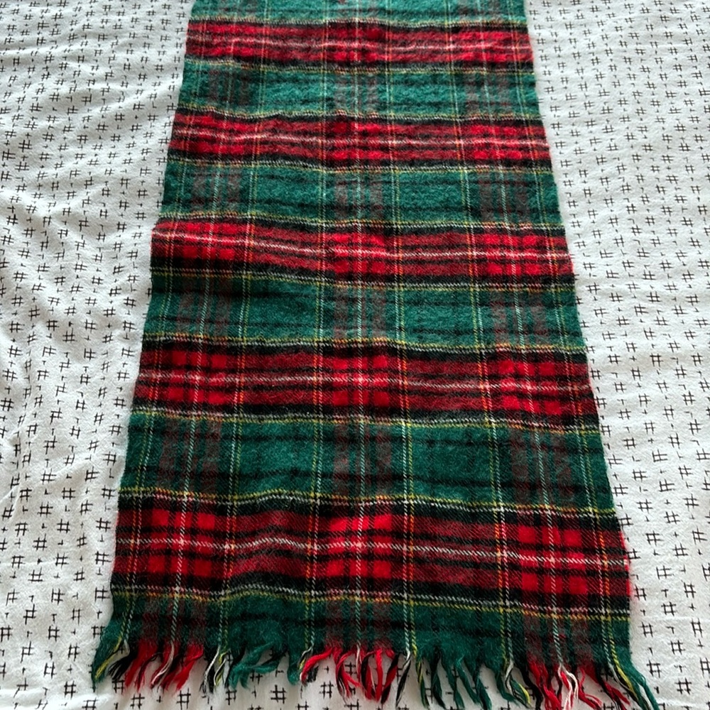 Vintage Vrinda wool scarf, dark green/red/black plaid, 52x11.5”